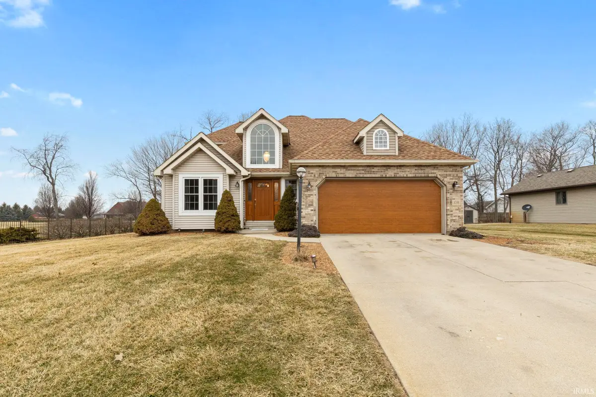 108 E Deerwood Court, Warsaw, IN 46582 - #1
