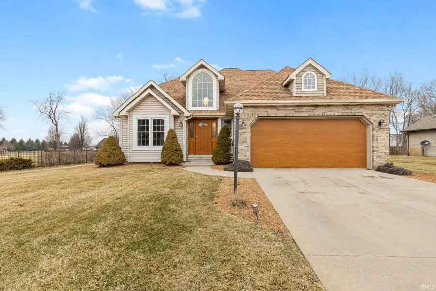 108 E Deerwood Court, Warsaw, IN 46582 - #3
