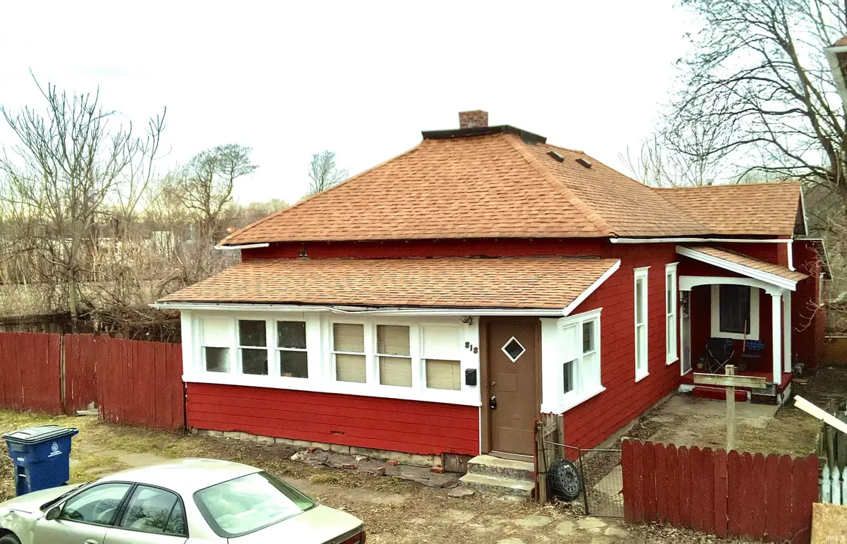 818 S Gallatin Street, Marion, IN 46953 - #1