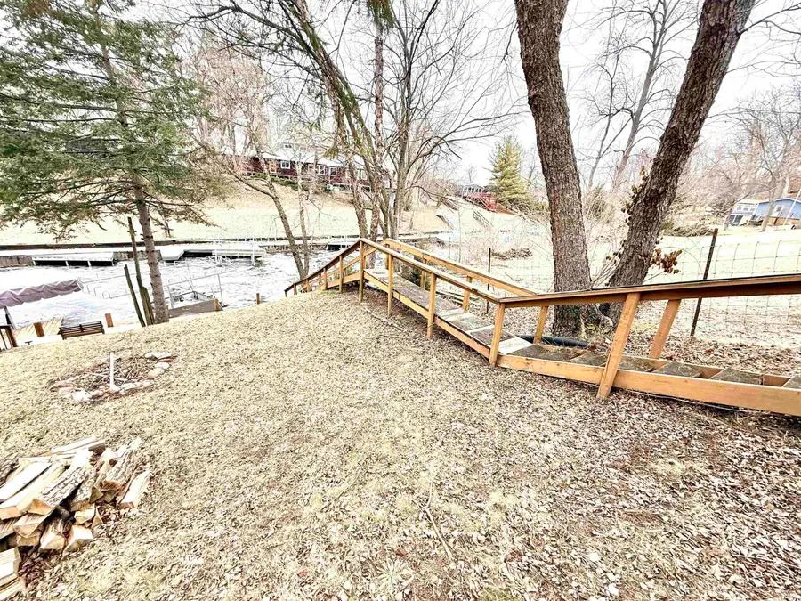 11154 N Landing Road, Monticello, IN 47960 - #3