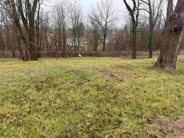 1909-1915 J Street, Bedford, IN 47421