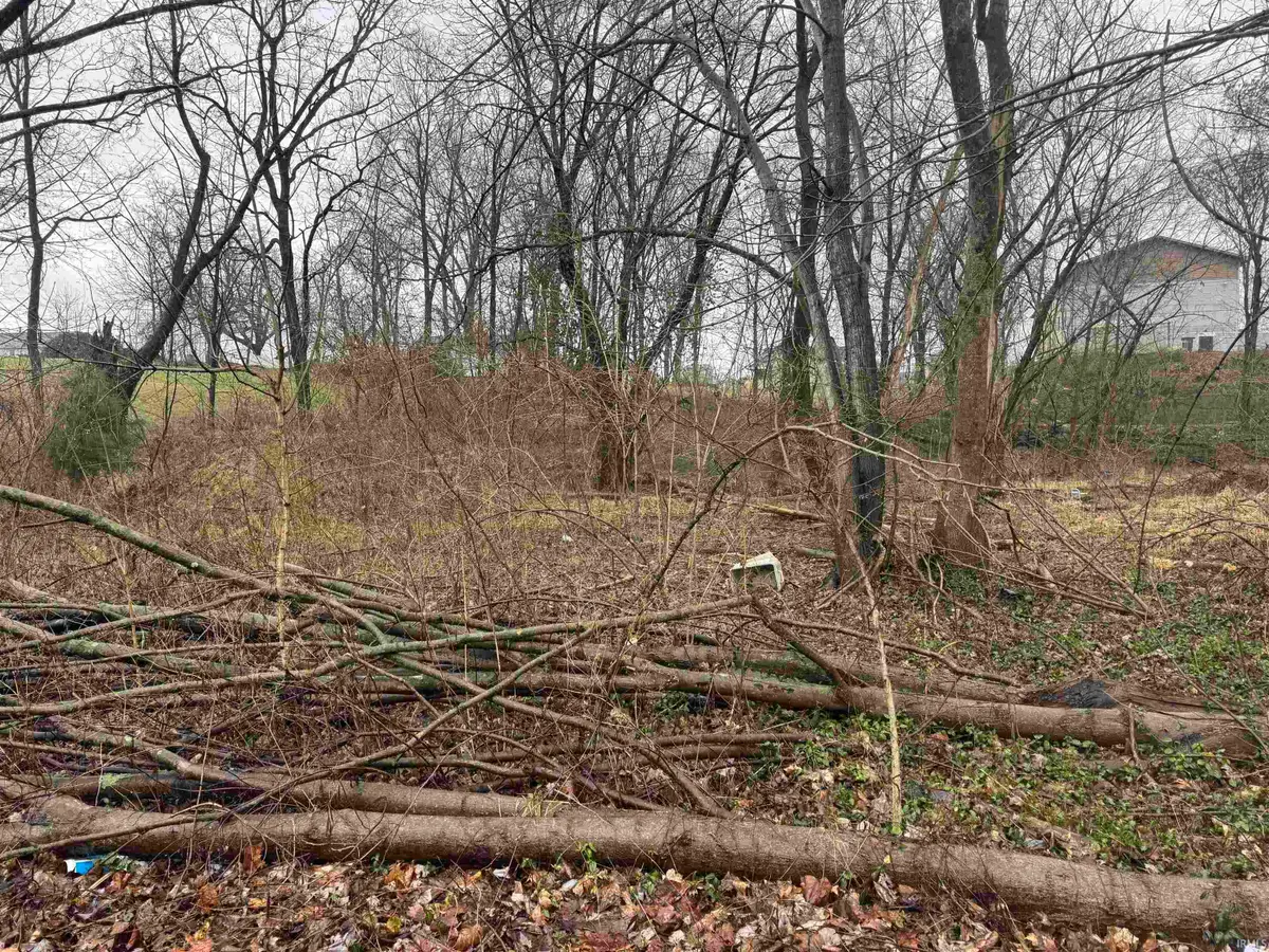 507 1/2 14th Street, Bedford, IN 47421 - #1