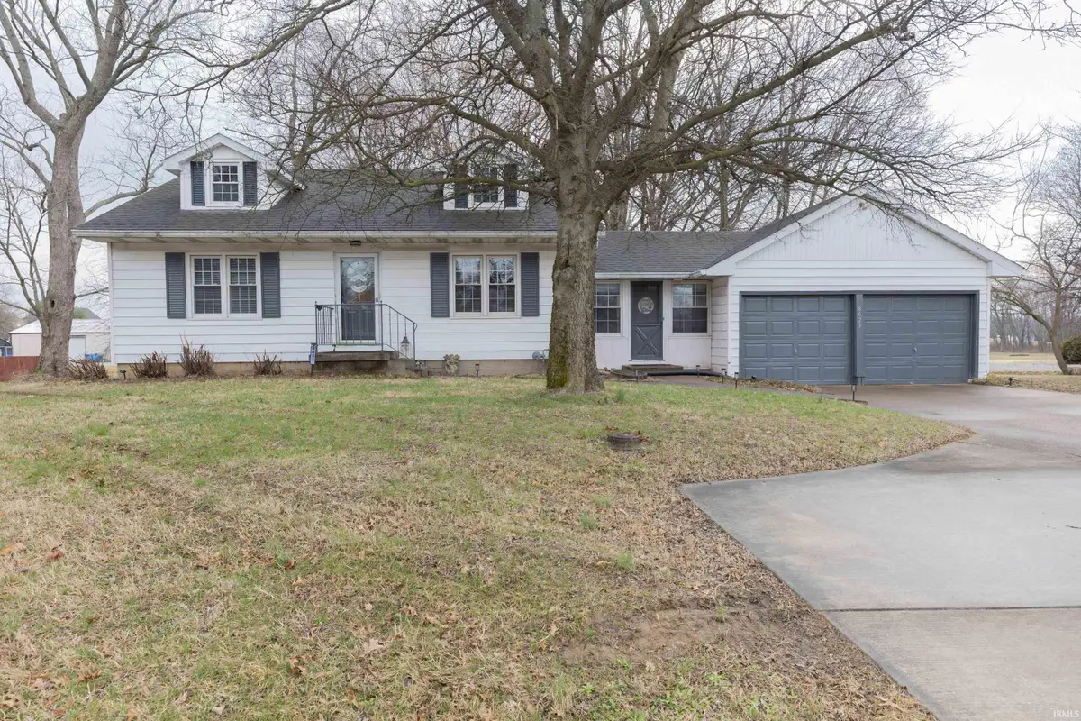8023 Green River Road, Evansville, IN 47725 - #1
