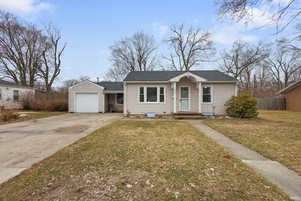 923 Carolyn Avenue, Elkhart, IN 46516