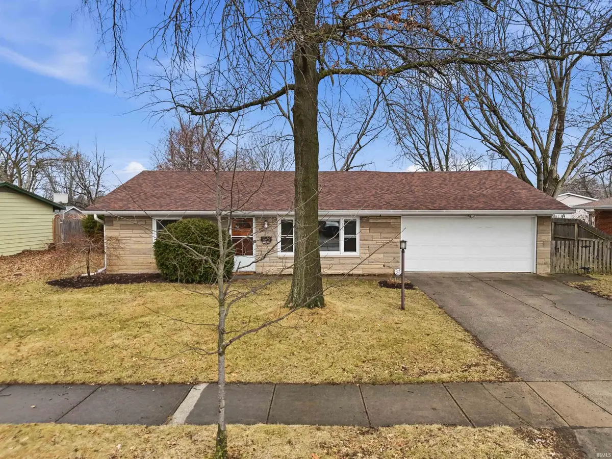 940 Hollyhill Drive, Fort Wayne, IN 46819 - #1