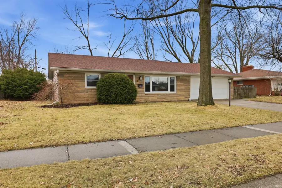 940 Hollyhill Drive, Fort Wayne, IN 46819 - #2