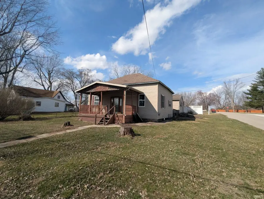 200 W 7th Street, Hartford City, IN 47348 - #3