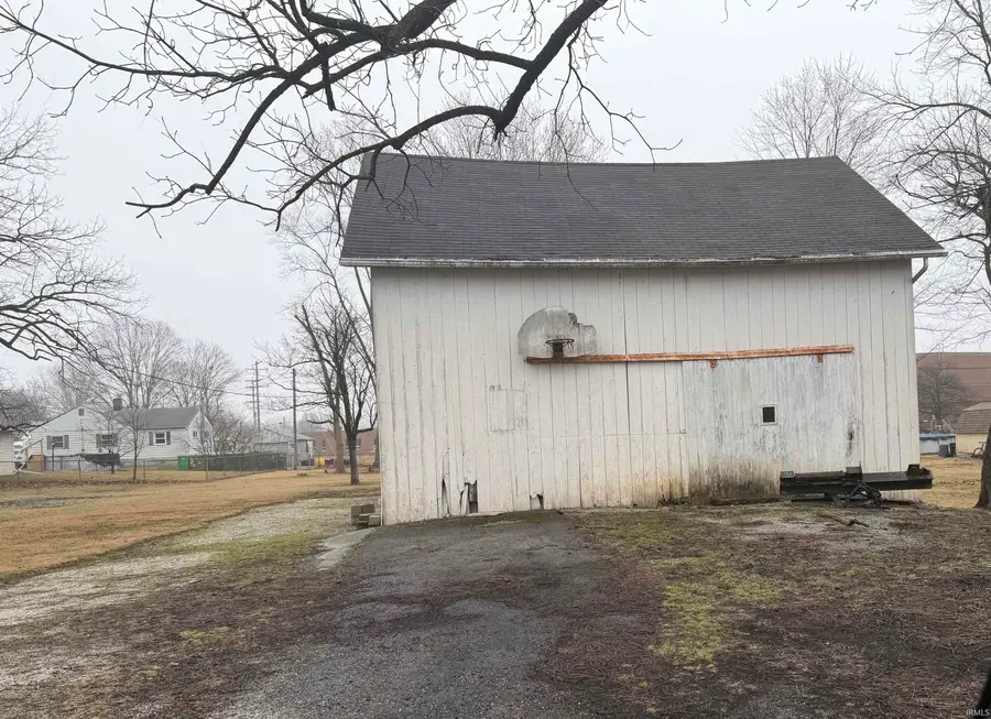 424 W Summit Street, Delphi, IN 46923 - #3