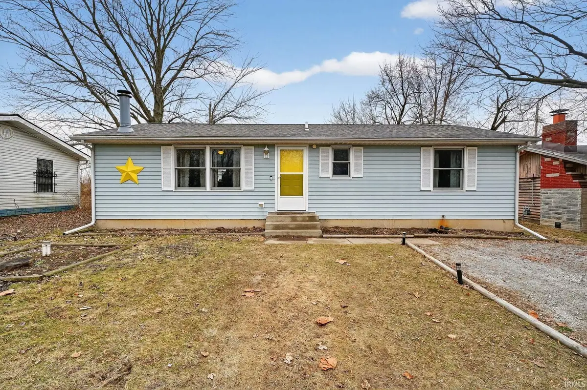 9857 N Skyline Drive, Syracuse, IN 46567 - #1