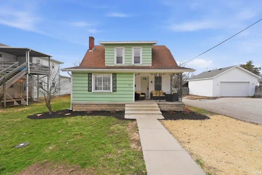 315 N Walnut Street, Columbia City, IN 46725 - #2