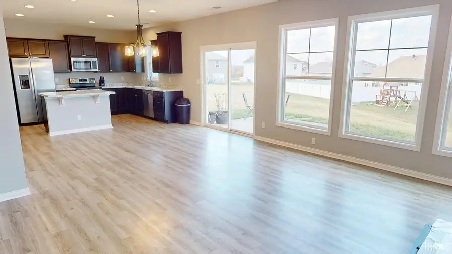 216 W Wilson Circle, Huntingburg, IN 47542 - #3