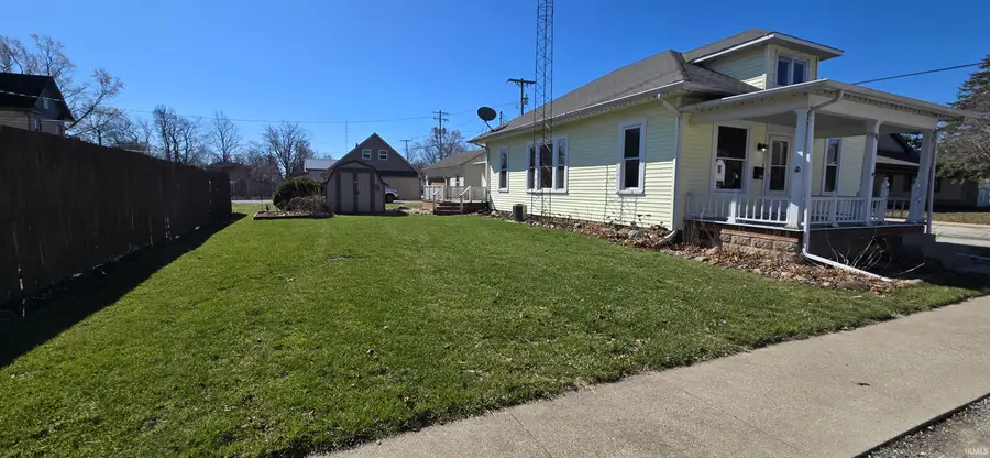 205 E 7th Street, North Manchester, IN 46962 - #2