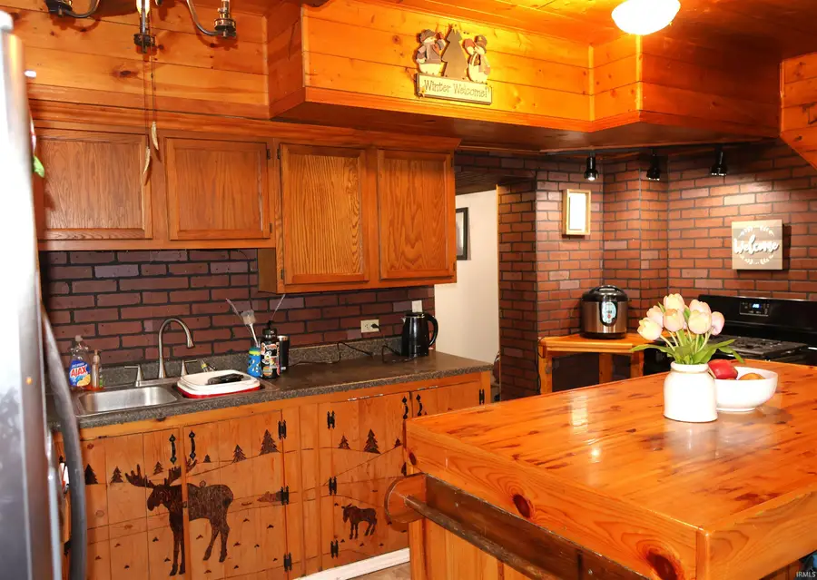 5689 E Bland Road, Bloomfield, IN 47424 - #3