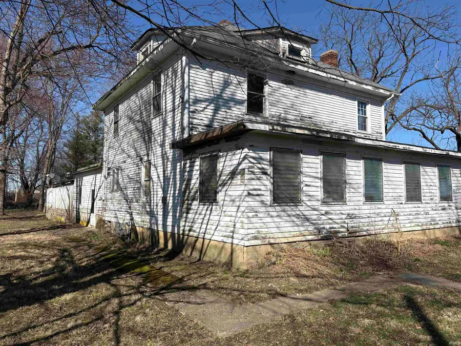 530 E 11th Street, Rushville, IN 46173 - #3