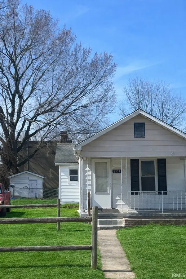 2011 S New York Avenue, Evansville, IN 47714