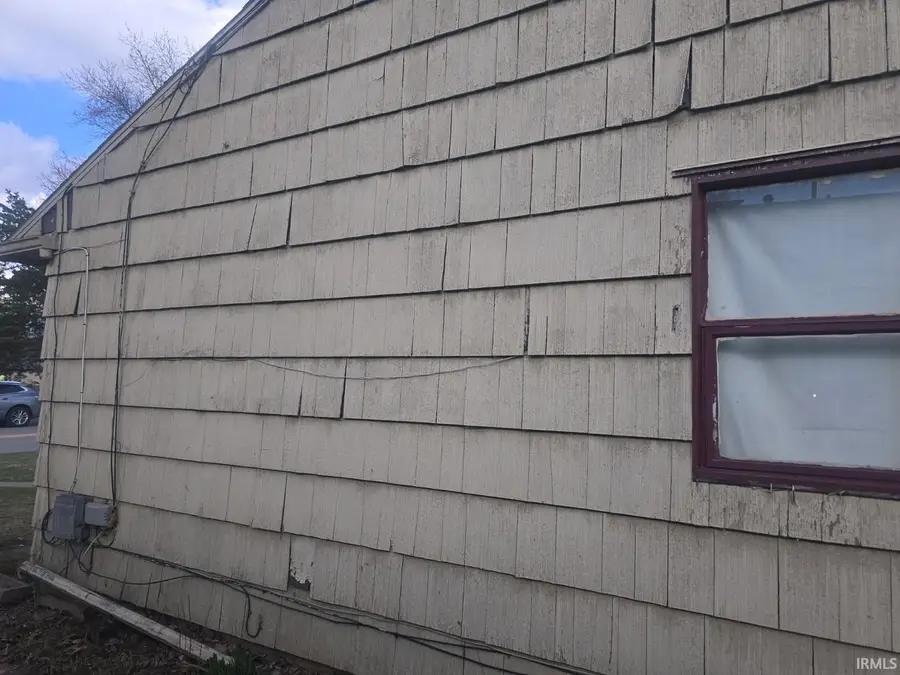 1823 W 9th Street, Marion, IN 46953 - #3