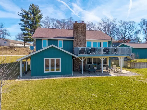 240 Lane 852 Snow Lake, Fremont, IN 46737