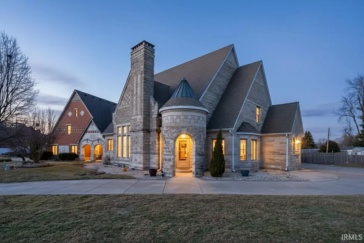 2520 Chrystal Woods Drive, Kokomo, IN 46902 - #1