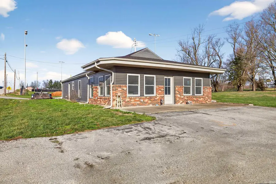 703 N Maple Street, Orleans, IN 47452 - #2