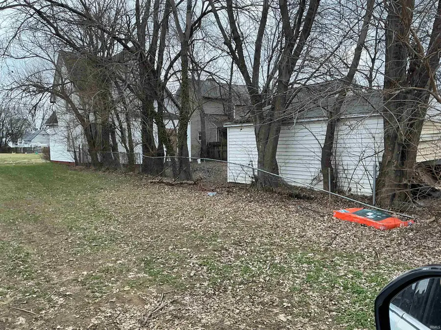 415 E Franklin Street, Evansville, IN 47711 - #3