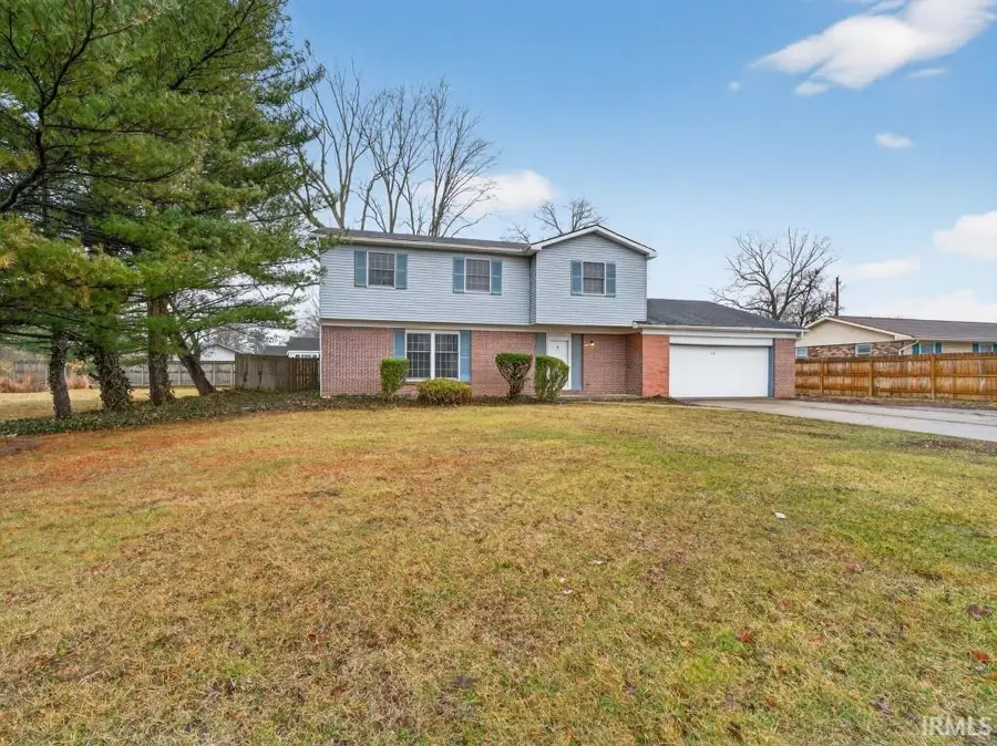 924 E Washington Center Road, Fort Wayne, IN 46825 - #2