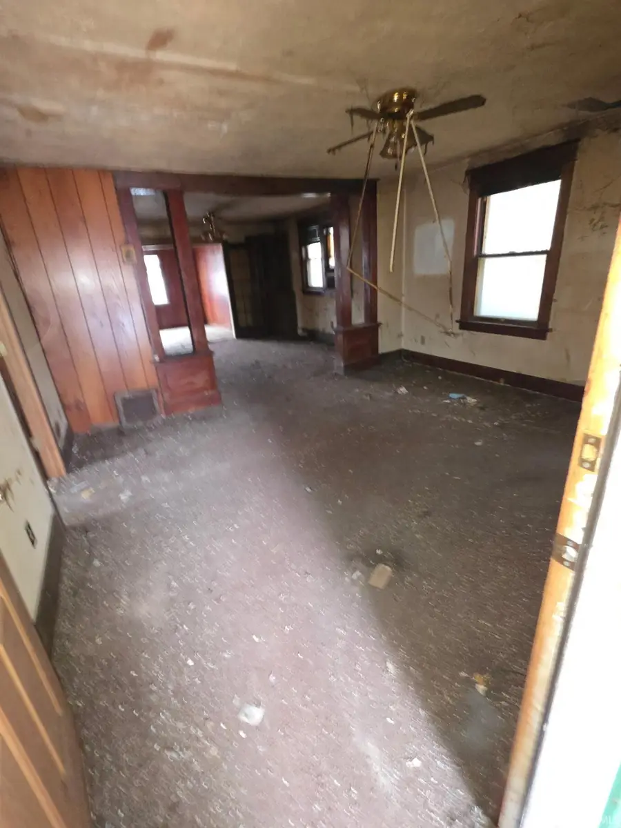 1306 S Shore Drive, Elkhart, IN 46516 - #3