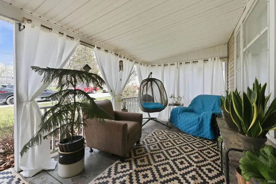 123 W 1st Street, Warren, IN 46750 - #3