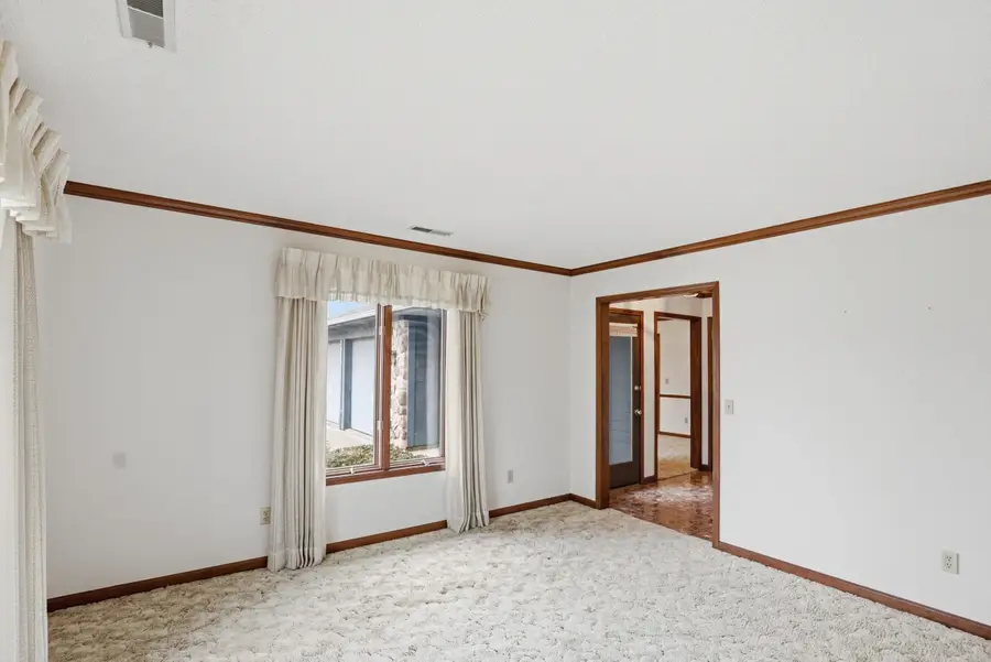 2929 Kenbridge Court, Fort Wayne, IN 46845 - #3