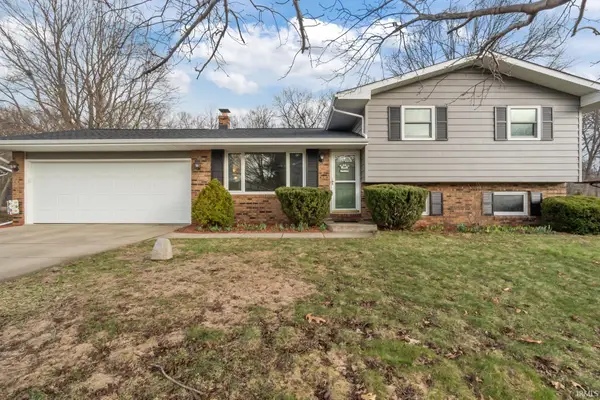 21877 Shady Hollow Lane, South Bend, IN 46628