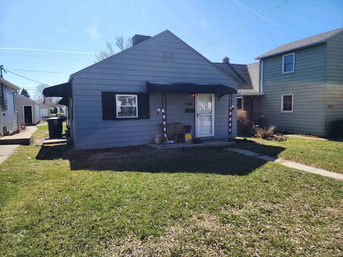 2706 Charlotte Avenue, Fort Wayne, IN 46805 - #1