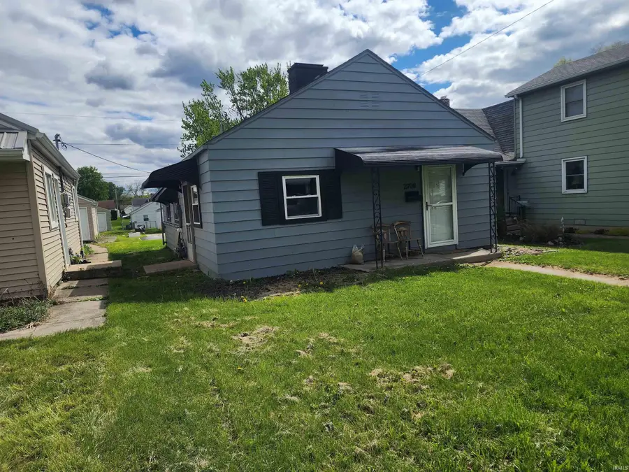 2706 Charlotte Avenue, Fort Wayne, IN 46805 - #2