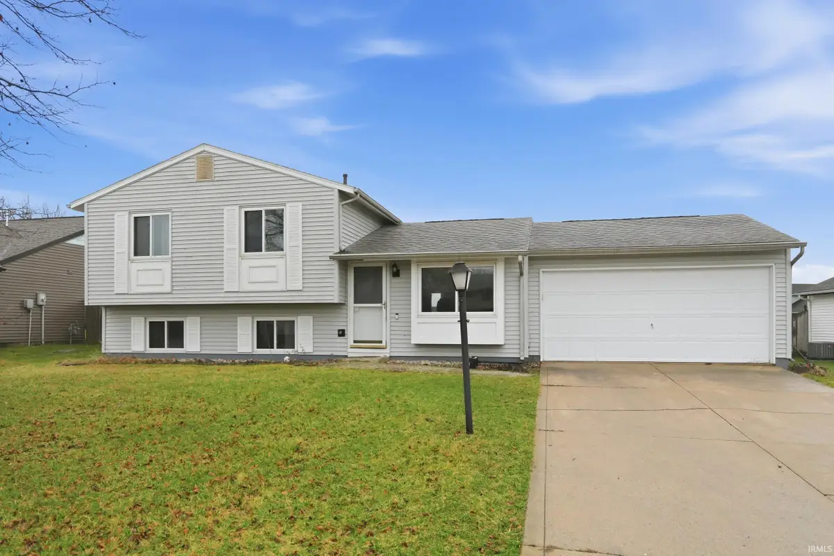 6818 Hunters Glen Drive, Fort Wayne, IN 46835 - #1