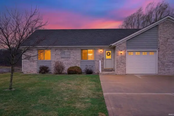 817 Katarina Court, Kendallville, IN 46755