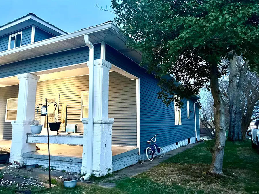 213 N Washington Street, Huntingburg, IN 47542 - #2