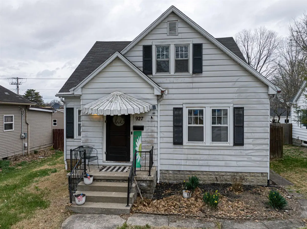 927 E Fifth Street, Mount Vernon, IN 47620 - #1
