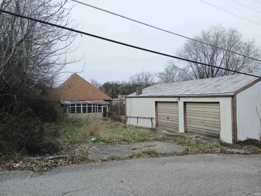 1306 1st St, Bedford, IN 47421 - #3