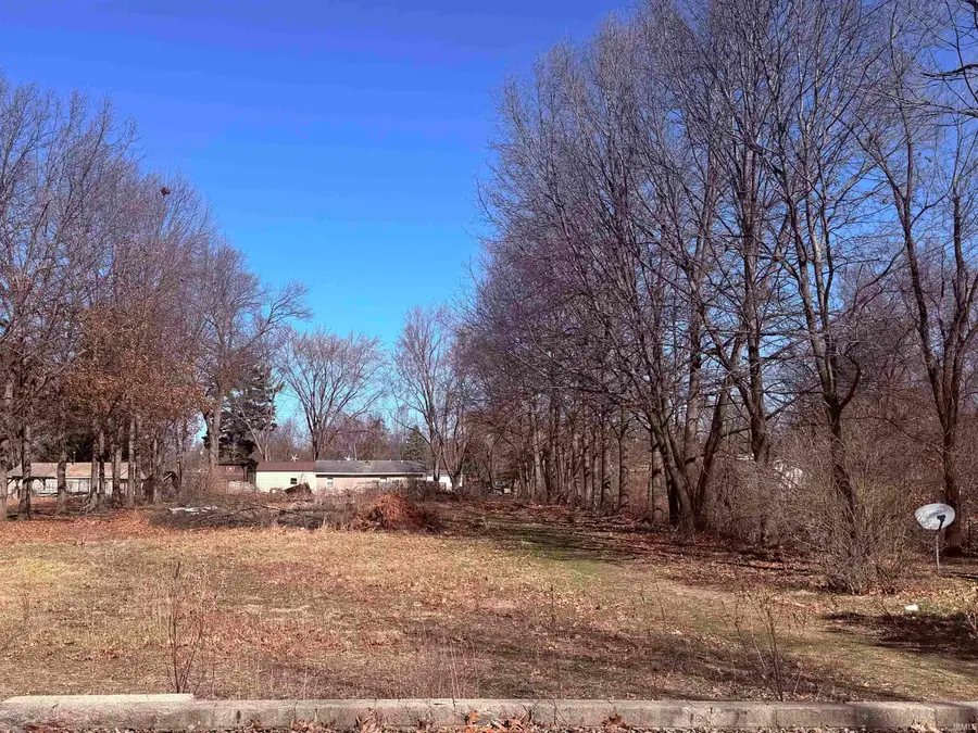 27723 Plainfield Drive, Elkhart, IN 46514 - #2