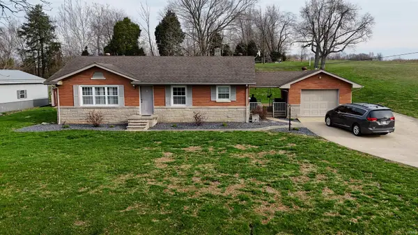 1969 E State Road 64, Huntingburg, IN 47542