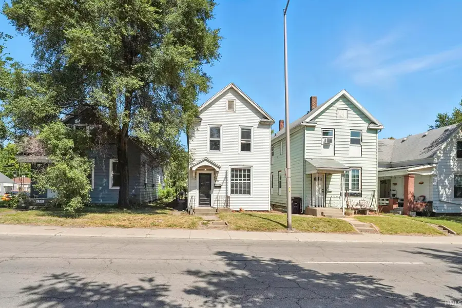 2109 Maumee Avenue, Fort Wayne, IN 46803 - #2