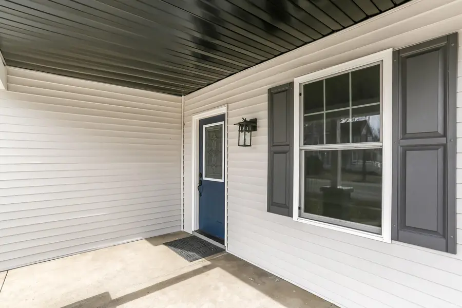 407 W Fourth Street, Mount Vernon, IN 47620 - #3