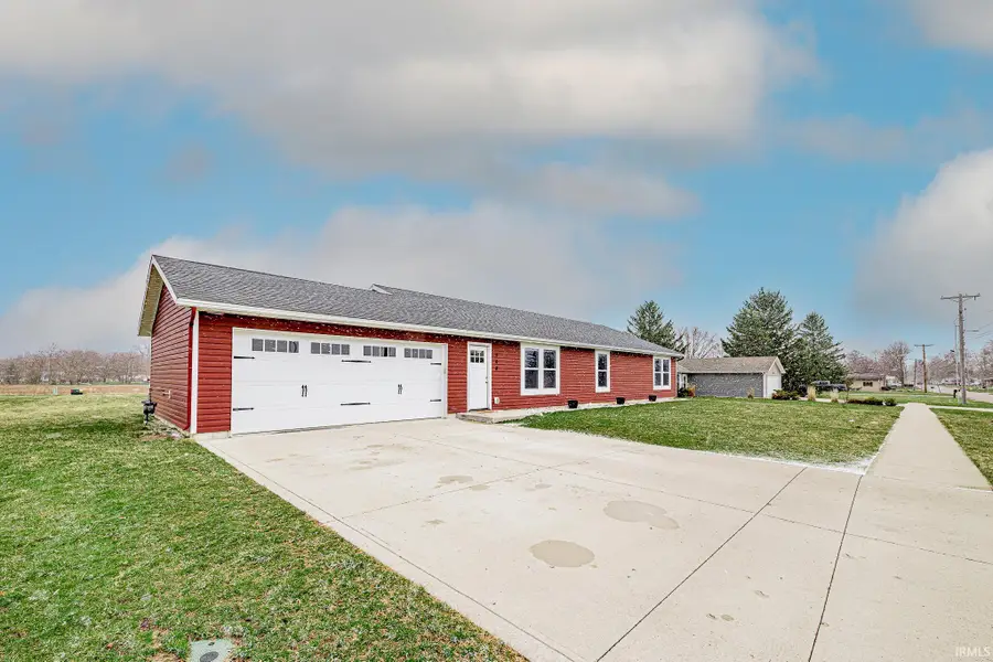 508 W 5th Avenue, Garrett, IN 46738 - #2