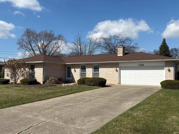 1316 Oriole Drive, Warsaw, IN 46580
