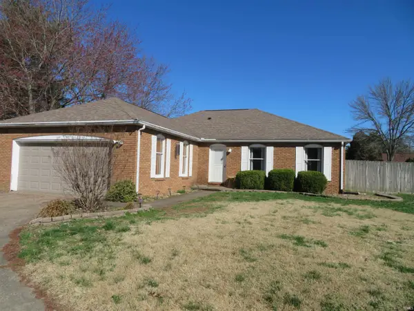 8214 Kingswood Court, Evansville, IN 47715