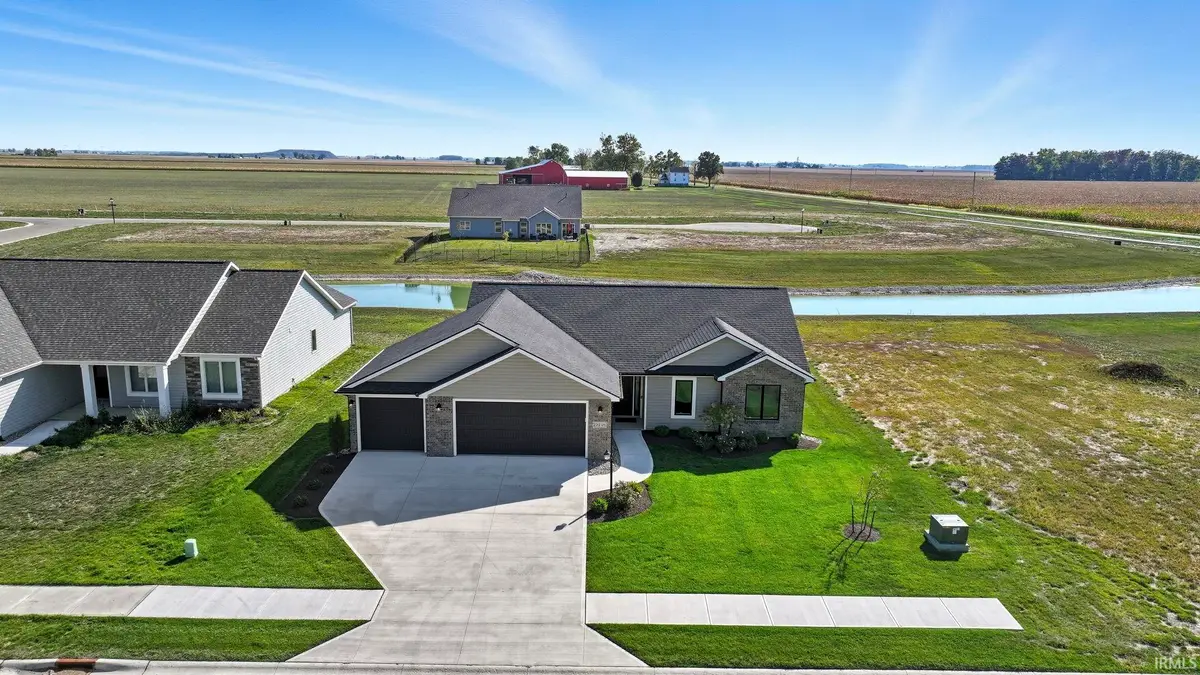22238 Travertine Run, Woodburn, IN 46797 - #1