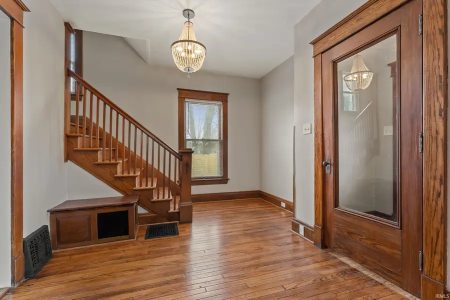 726 W Lasalle Avenue, South Bend, IN 46601 - #3