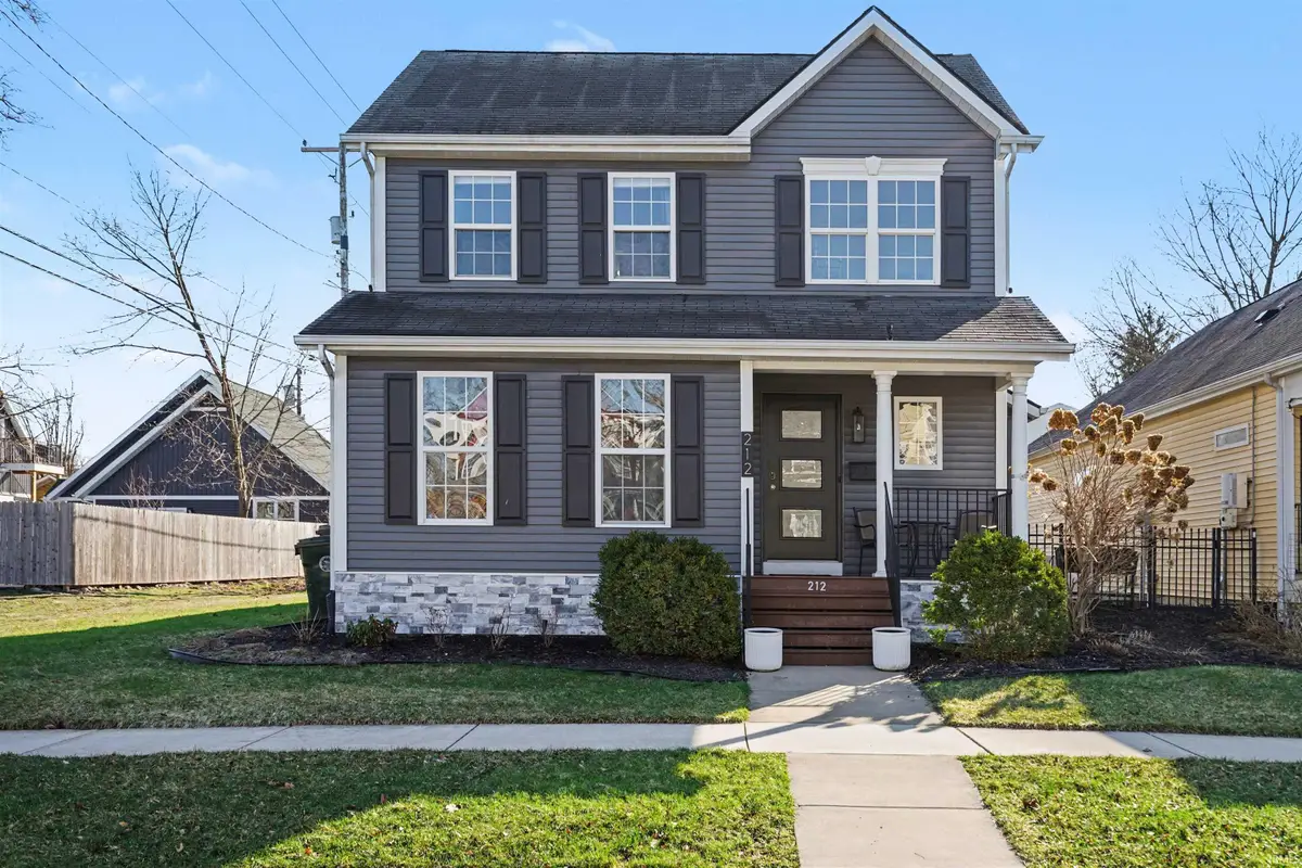 212 S Notre Dame Avenue, South Bend, IN 46617 - #1