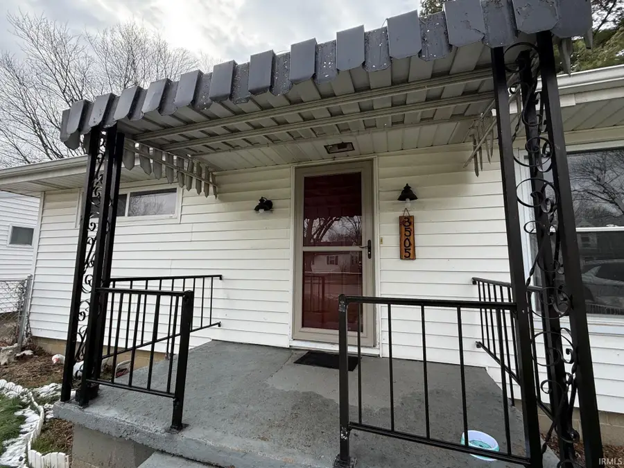 3505 S Ebright Avenue, Muncie, IN 47302 - #2