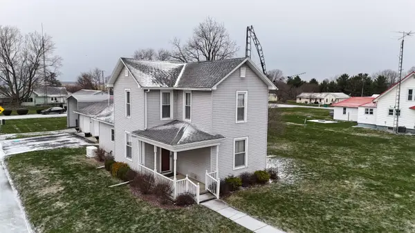 8696 Burrows Road, Burrows, IN 46916