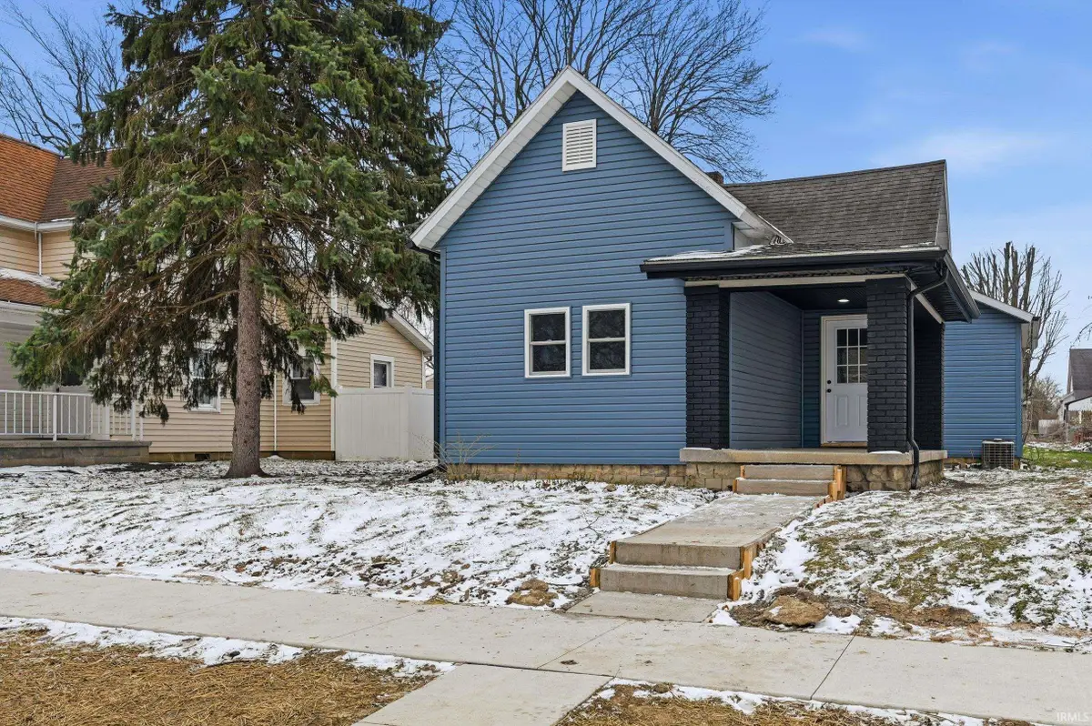 404 E Thompson Street, Winchester, IN 47394 - #1