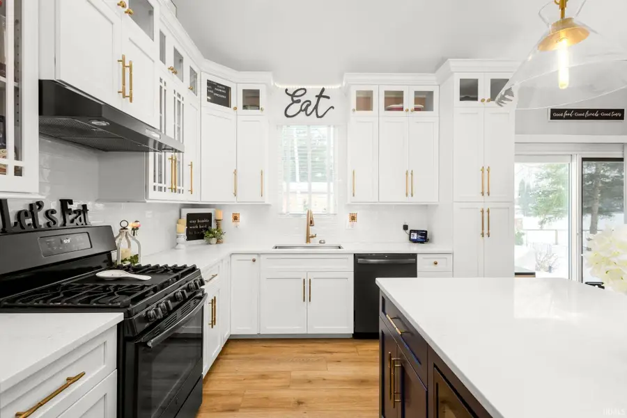 6716 Blackthorn Harbor Drive #Lot 114, South Bend, IN 46628 - #3